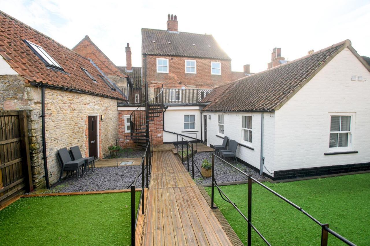 Pass The Keys Homey Flat In Sleaford Centre Exterior photo